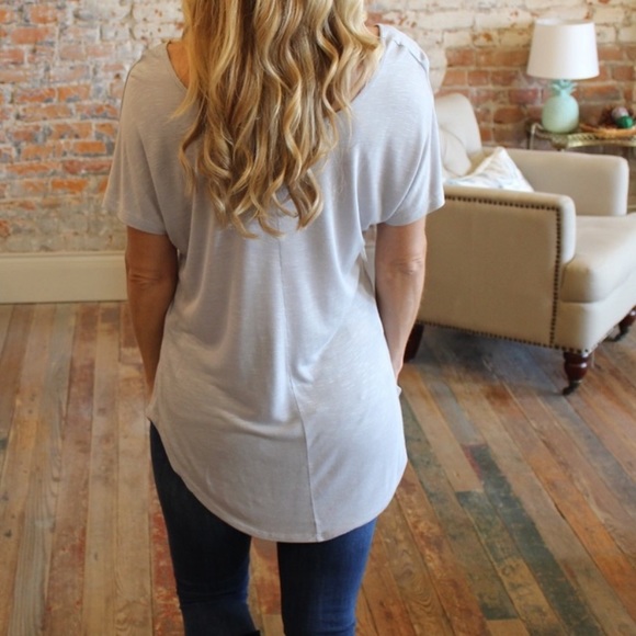 Infinity Raine light blue T-shirt - Picture 3 of 5